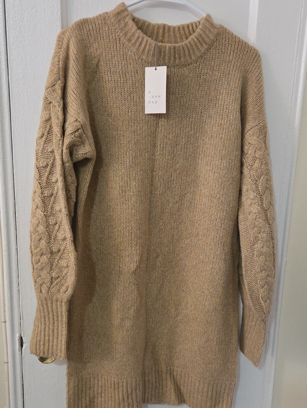a new day NWT Camel Cable-Sleeve Crewneck Sweater Sz XS